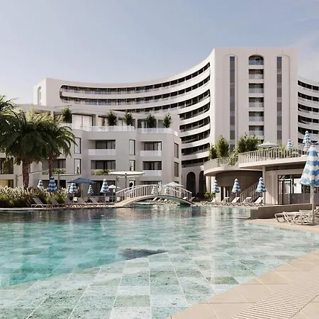 Livingston Grand & Hotel